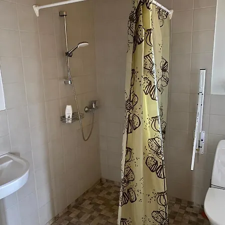 Kasteheina Kodu בית כפרי